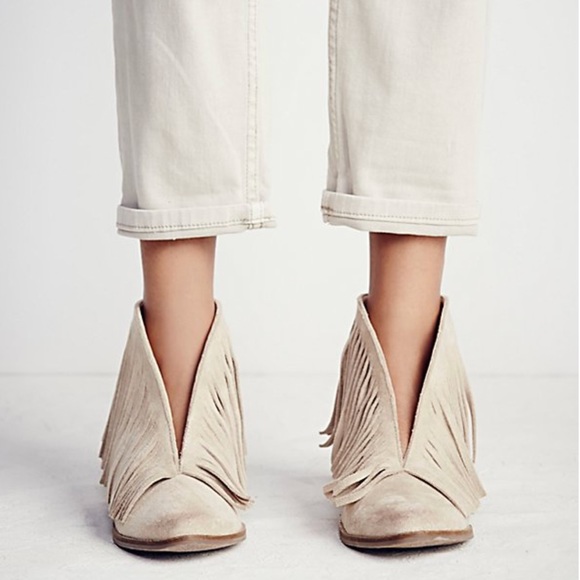 Cream Burnished Distressed Fringe Bootie - Picture 3 of 8
